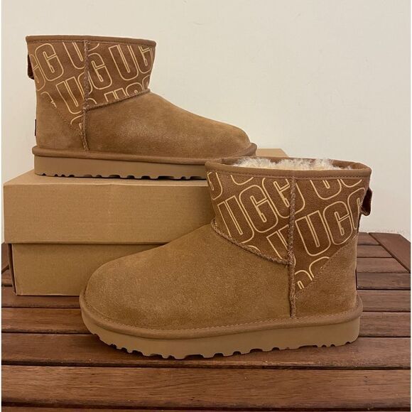 UGG Classic Mini II UGG Graphic Boots Chestnut USA Women Size 6/UK 4/EU 37 - Picture 4 of 14